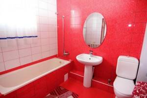 Дизайн красной ванной комнаты: 120 реальных фото примеров и идей оформления