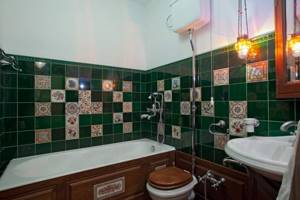 Дизайн зеленой ванной комнаты: 100 реальных фото примеров и идей оформления