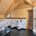 Гидроизоляция ванной в деревянном доме перед финишной отделкой