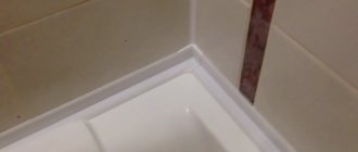 идея использования герметизации в ванной в ремонте комнаты