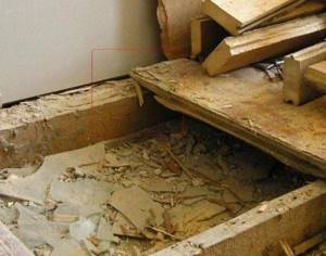 Ванная комната в «Сталинке» - фото дизайна ванны в сталинском доме